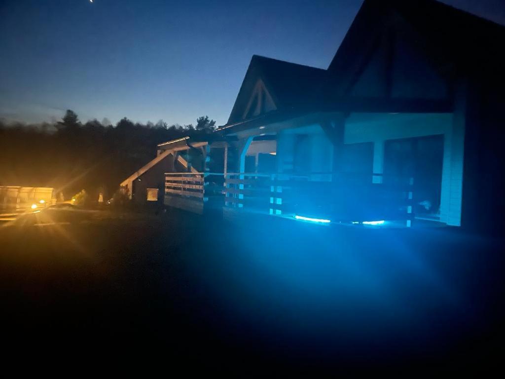 Osada Skoczkowo Komfortowe Domki Z Jacuzzi Nad Jeziorem- Sauna- Balia- Prywatny Staw Wedkarski Podiazy Eksteriør bilde