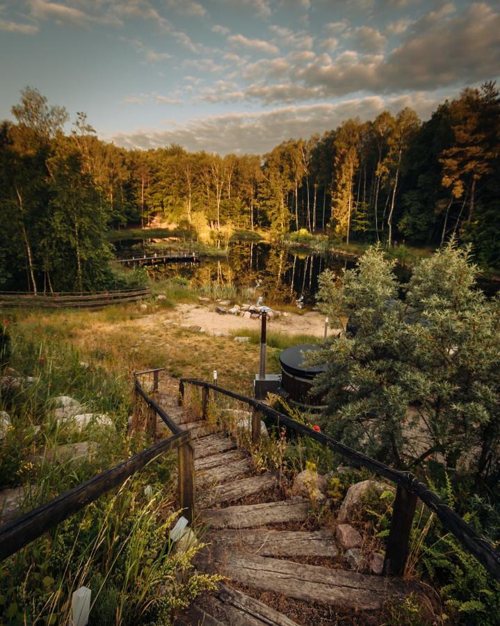 Osada Skoczkowo Komfortowe Domki Z Jacuzzi Nad Jeziorem- Sauna- Balia- Prywatny Staw Wedkarski Podiazy Eksteriør bilde