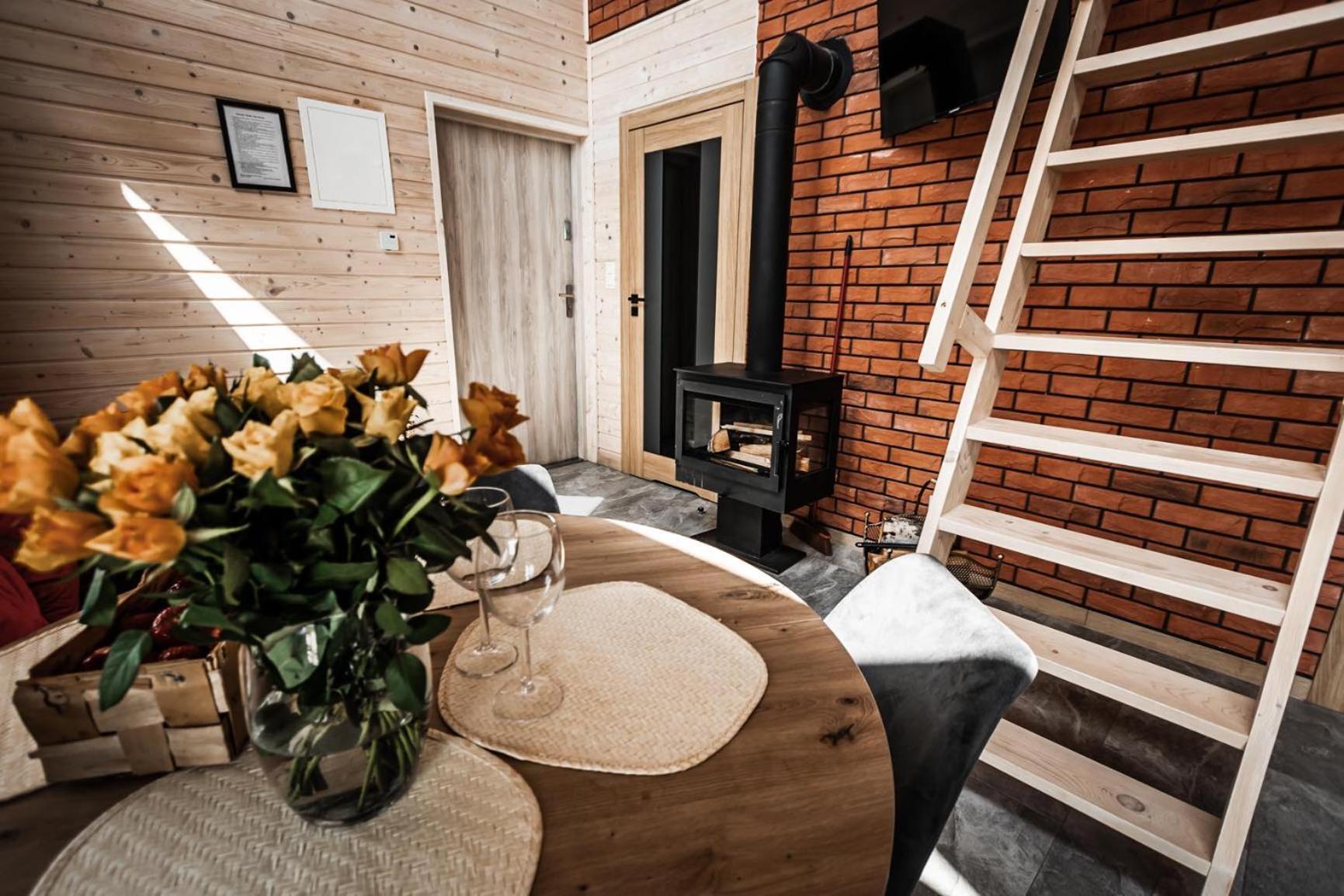 Osada Skoczkowo Komfortowe Domki Z Jacuzzi Nad Jeziorem- Sauna- Balia- Prywatny Staw Wedkarski Podiazy Eksteriør bilde