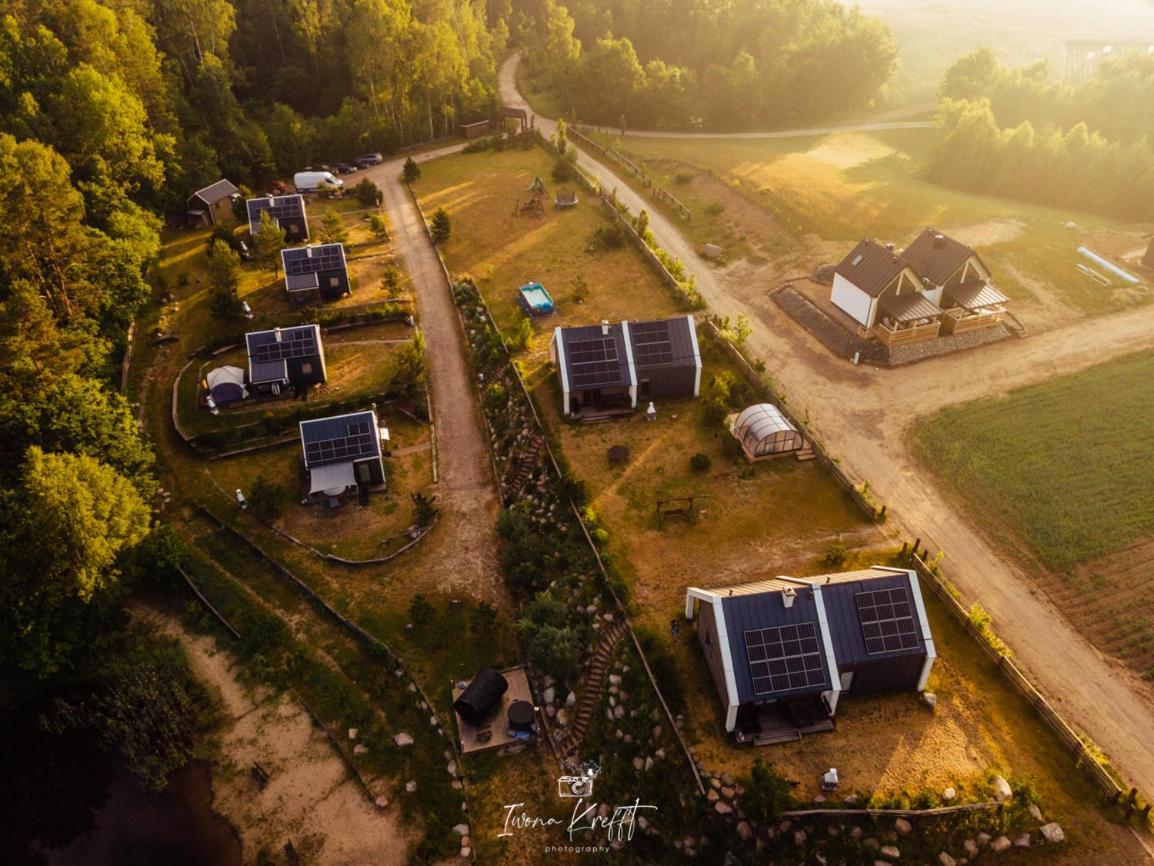 Osada Skoczkowo Komfortowe Domki Z Jacuzzi Nad Jeziorem- Sauna- Balia- Prywatny Staw Wedkarski Podiazy Eksteriør bilde