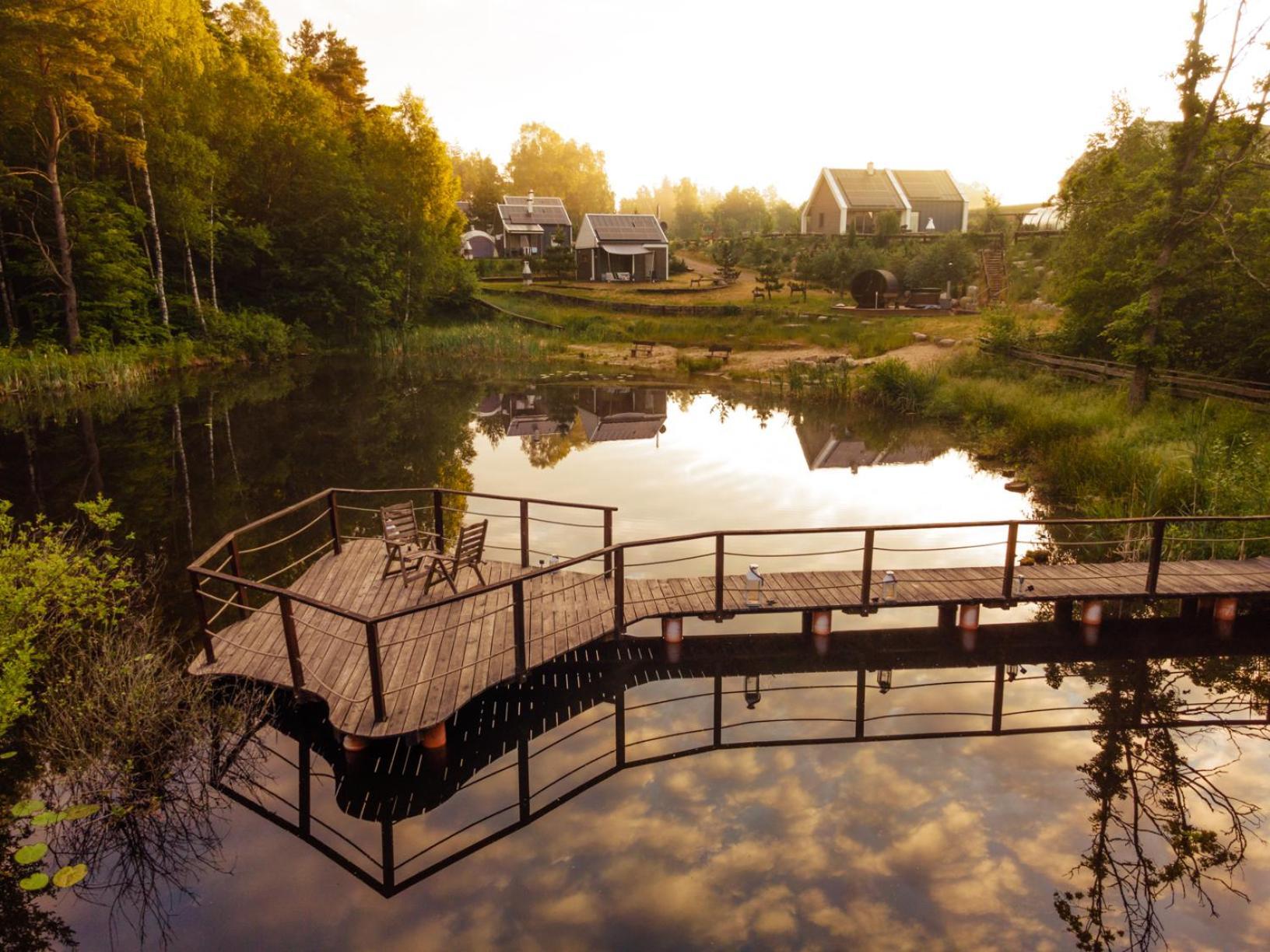 Osada Skoczkowo Komfortowe Domki Z Jacuzzi Nad Jeziorem- Sauna- Balia- Prywatny Staw Wedkarski Podiazy Eksteriør bilde